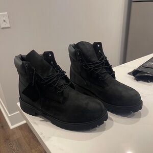 Black timberland boots